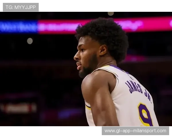 关键时刻布朗尼亮眼表现热火集锦2分2助3断詹姆斯式空接暴扣惊艳全场 关键时刻布朗尼亮眼表现热火集锦2分2助3断詹姆斯式空接暴扣惊艳全场