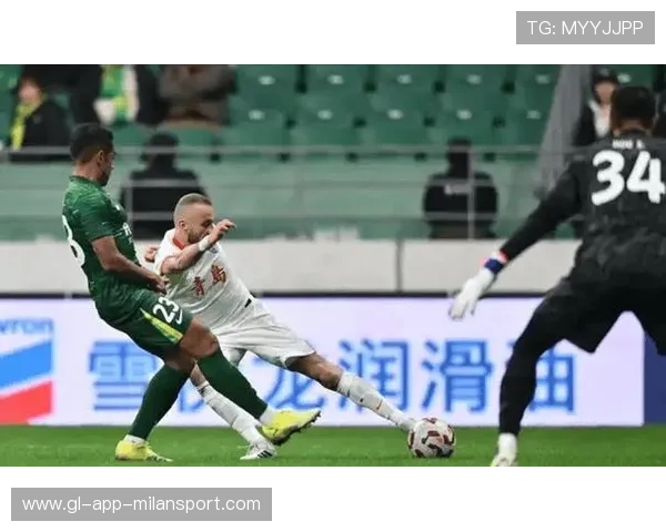 国安主场惨败引球迷不满，俱乐部声援危机浮现