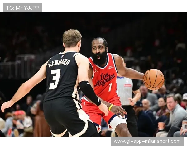 哈登三双难救五连败，火箭队的低谷期何时才能终结？