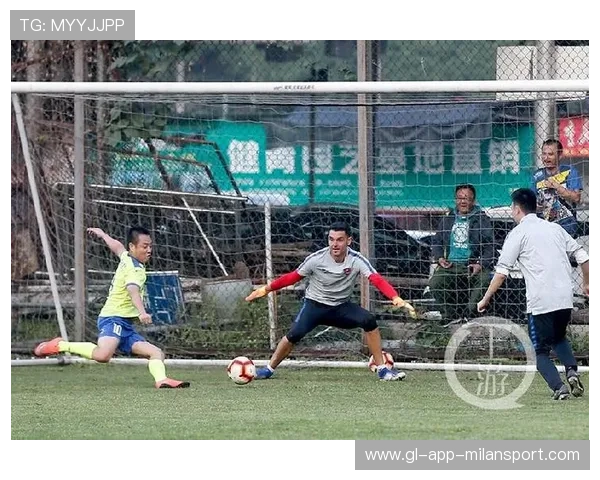 前锋场外问题影响状态，心理团队紧急介入