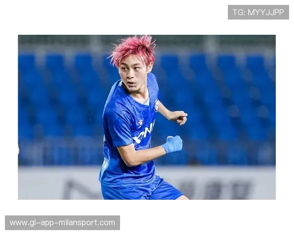 网红足球赛爆笑乌龙球！全场大笑